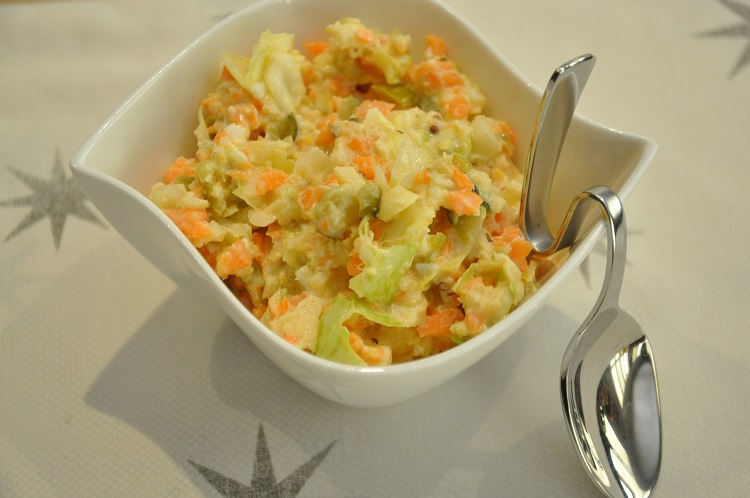 Ensalada de col americana "coleslaw"